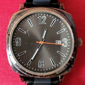 COMPLETELY REFRESHED, 1990'S JOE FRESH ACCUTIME , TIME / DATE, MEN'S WRIST WATCH